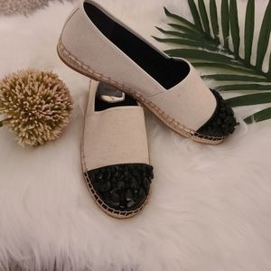 Women flat shoes